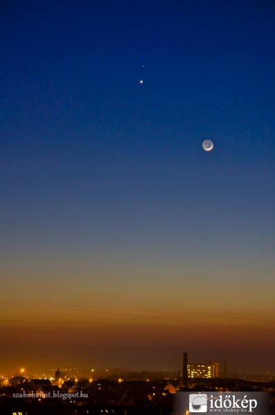 Hold-Vénusz-Mars együttállás Szegedről nézve