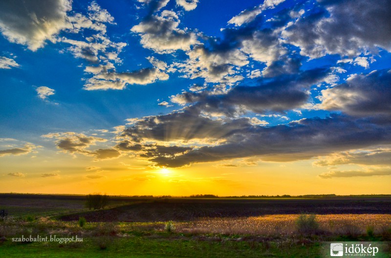 Fénysugarak Szeged határában