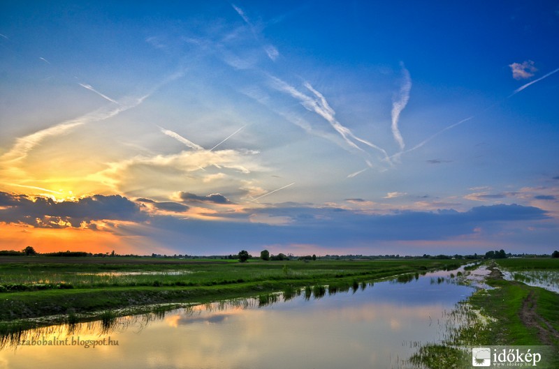 Alkony a Nagyszéksós-tónál.