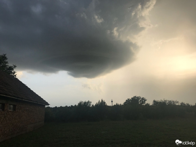 Szabadhídvég