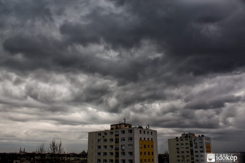 Szeged felett az ég