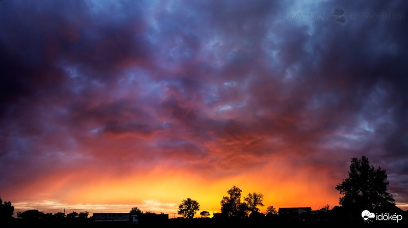 Márpedig ilyen nincs...