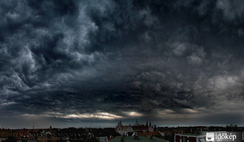 Morcos arcus felhők