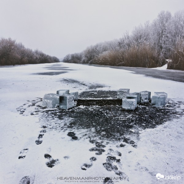 Hűlt helye a bulinak...