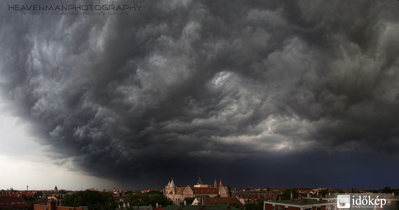 Szeptemberi Arcus