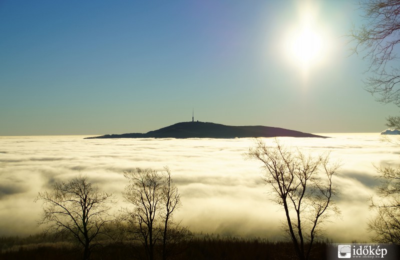 Ködfelhő! 