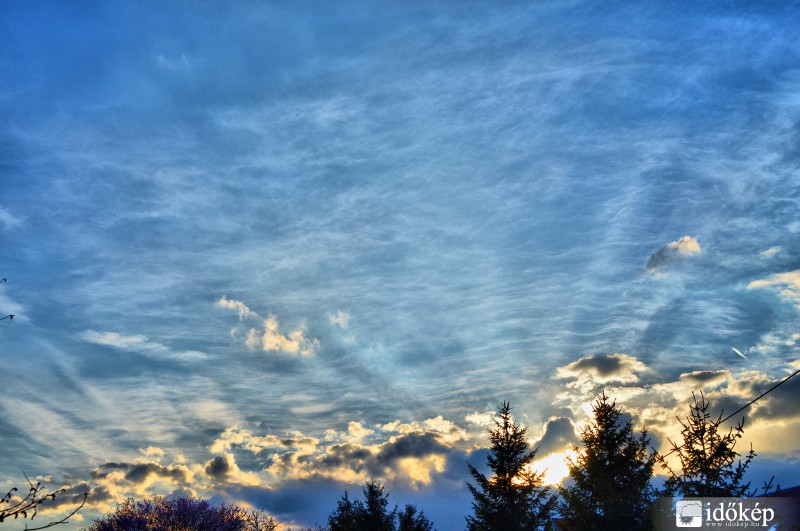 Húsvéti naplemente 