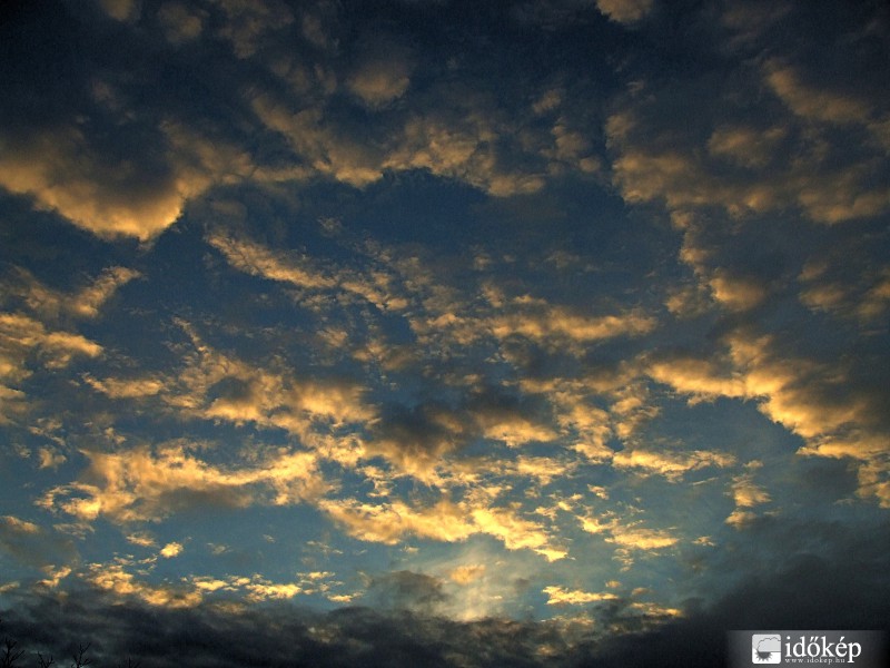 Újra vannak fények