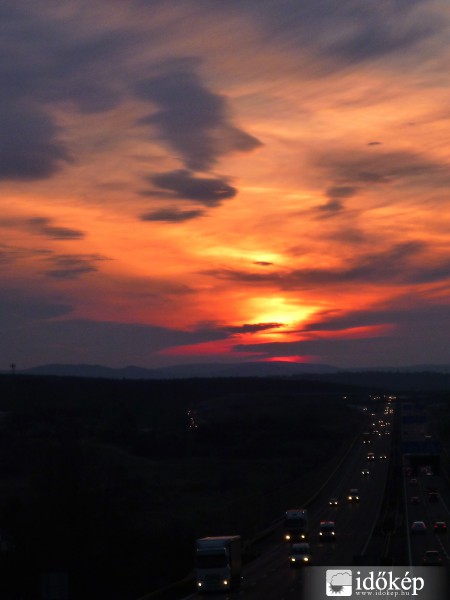 Búcsú a mai naptól (17:23-kor)