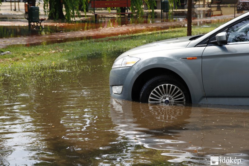 Felhőszakadás után