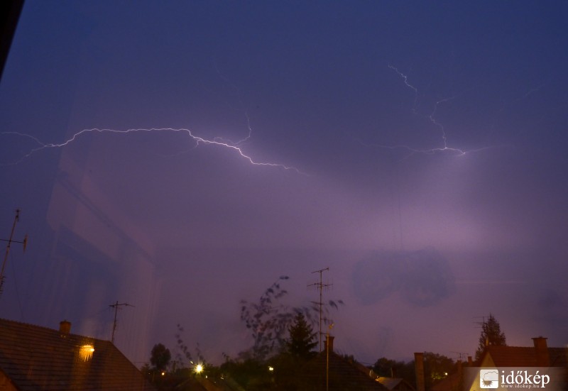 Felhővillám Orosháza felett