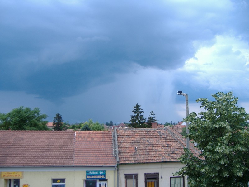 Esősáv