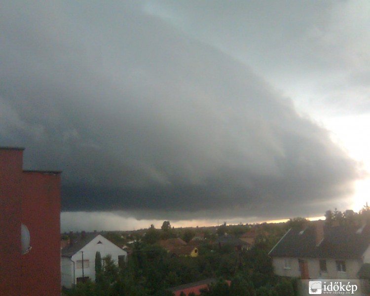 Felhő tömb