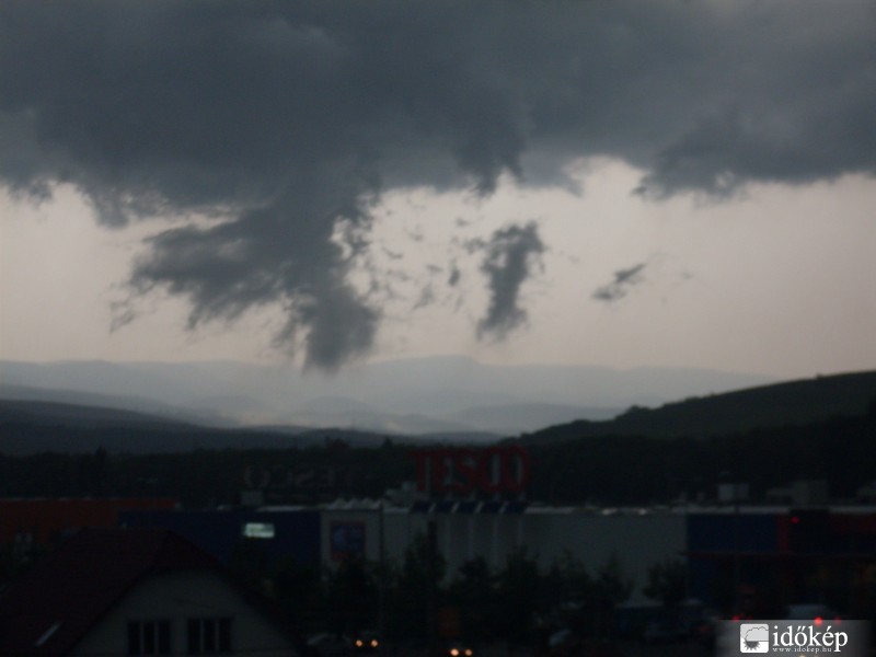 esetleg tornádó?