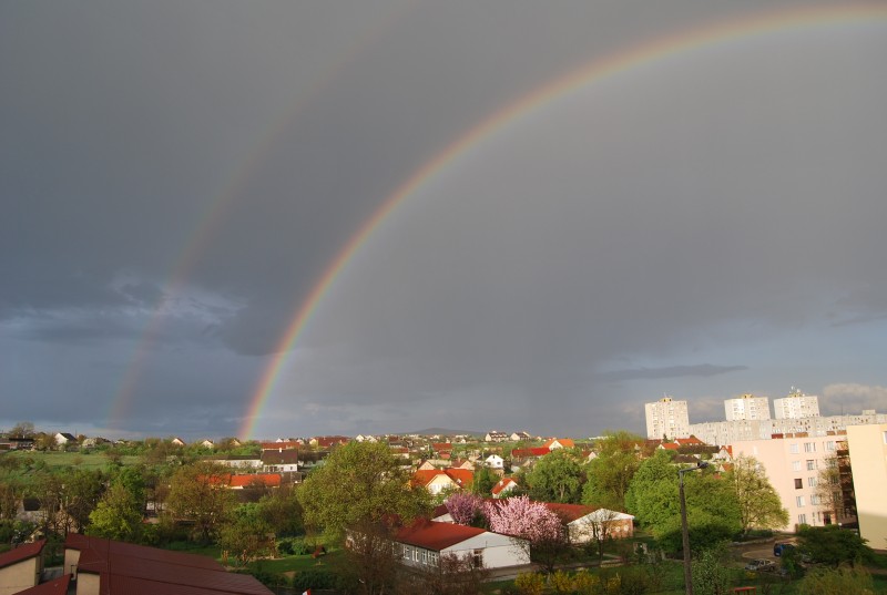 Szivárvány Várpalota felett