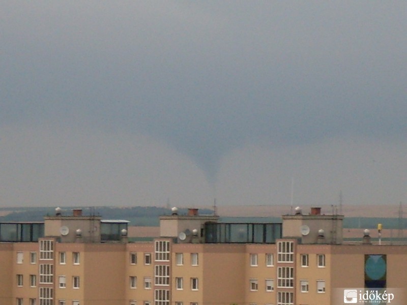 Tuba vagy tornádó?