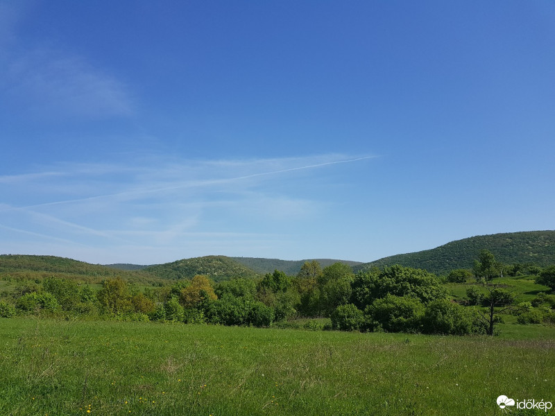 Pilisszentlászló