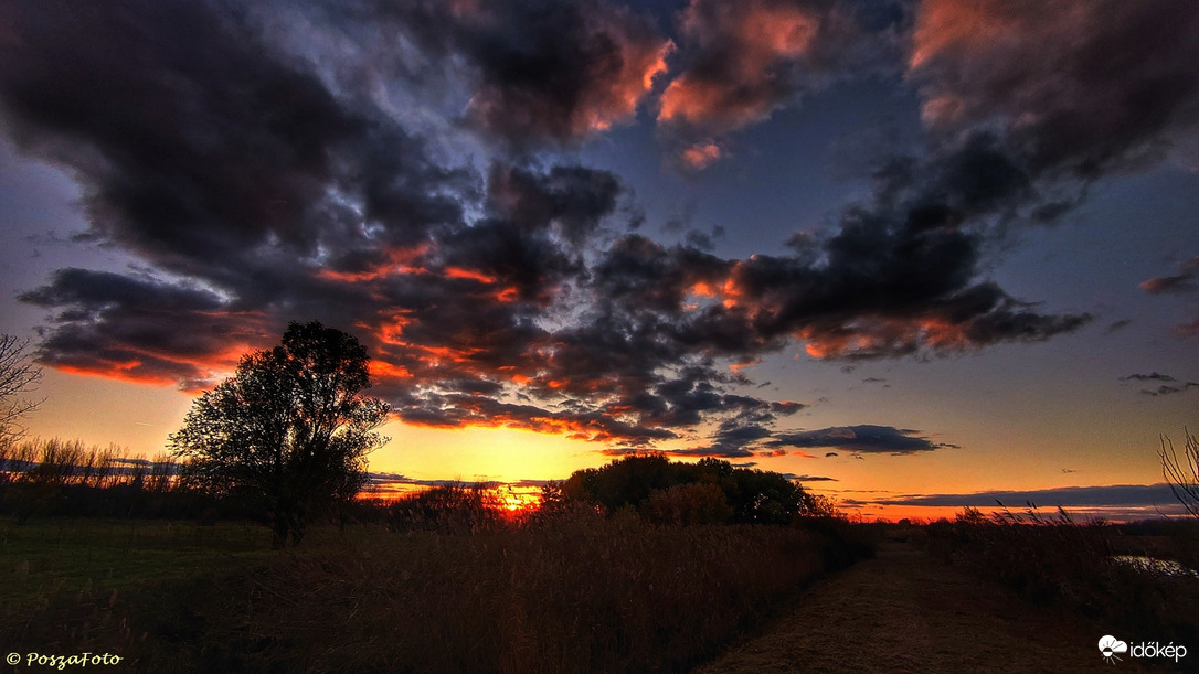 A mai napnyugta előtt