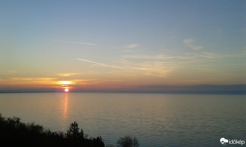 Balatonvilágos