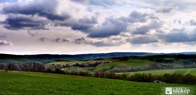Látkép a Bakonyra.