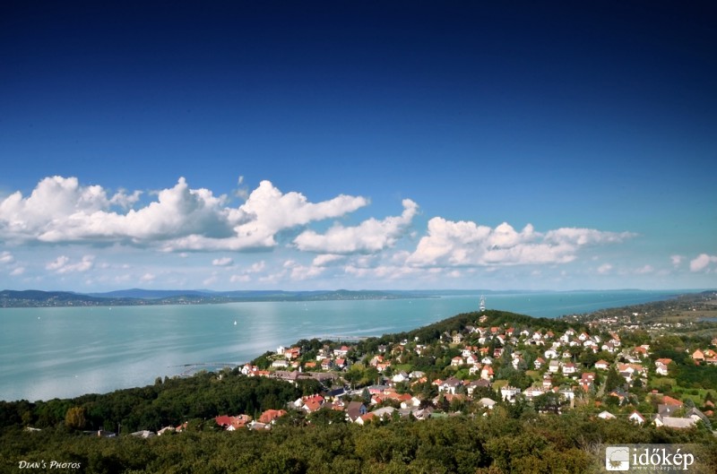 Fonyód a magasból..