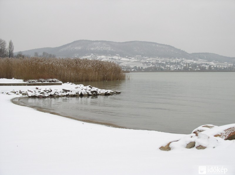 Balaton parton is esett!