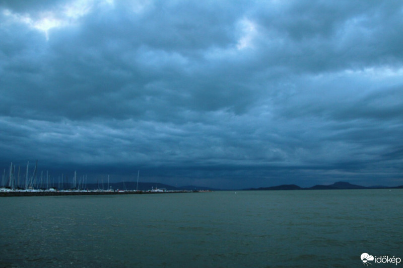 Balatonfenyves