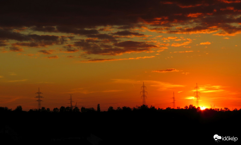 Épp lebukott a horizonton