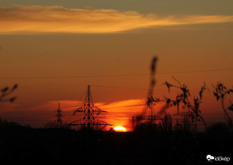 Végre felhő is van