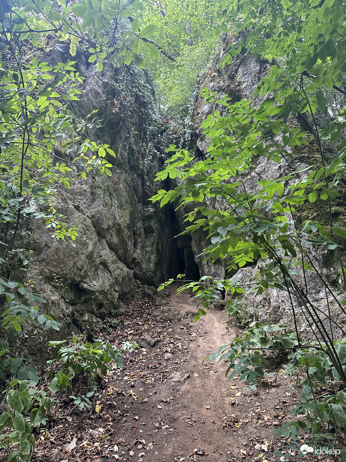 Szurdok 5