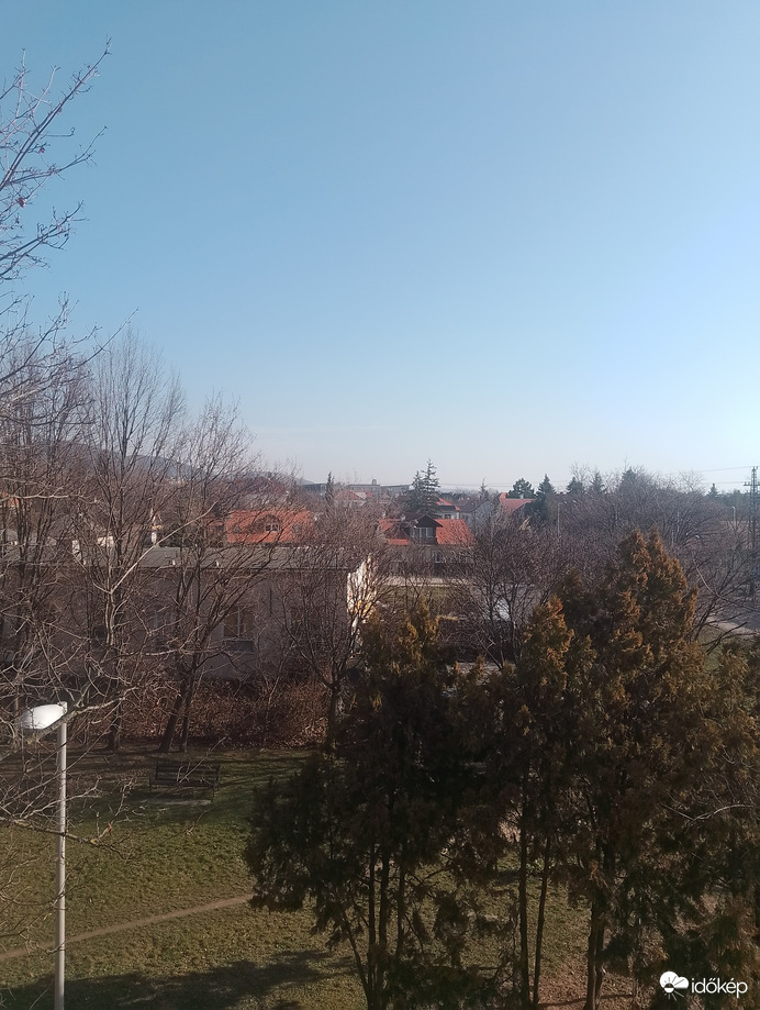 Napos tavaszi reggel