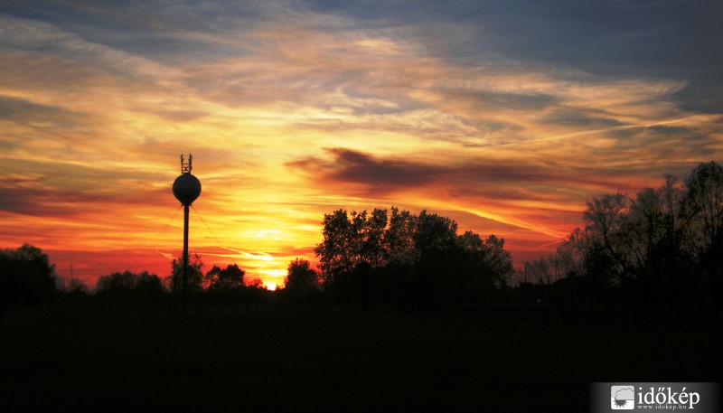 Az alkony színes füstje