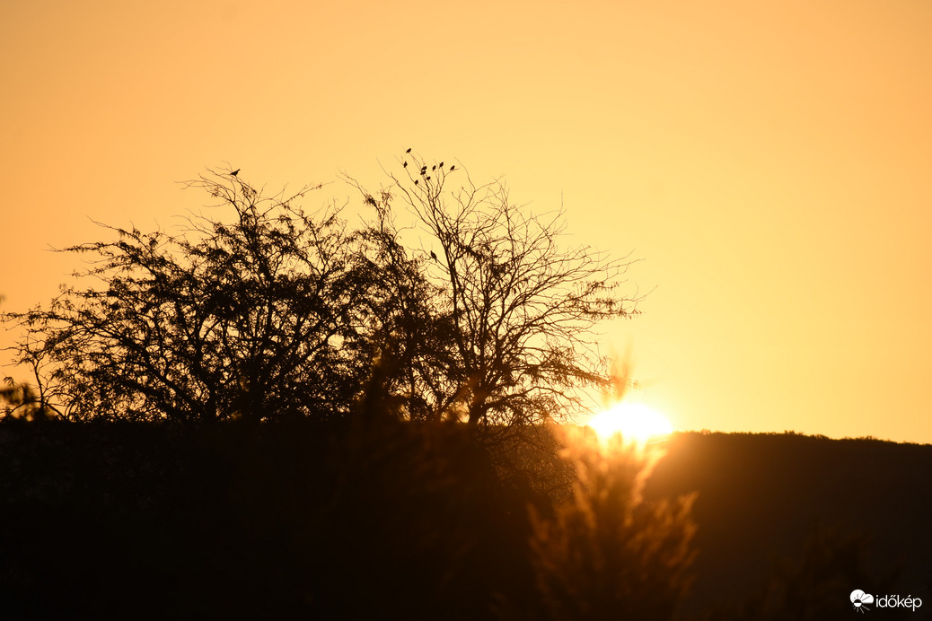 Őszi napkelte
