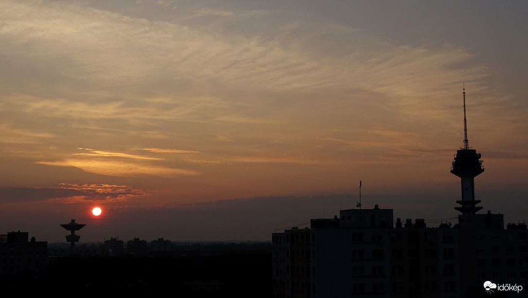 Tornyos naple