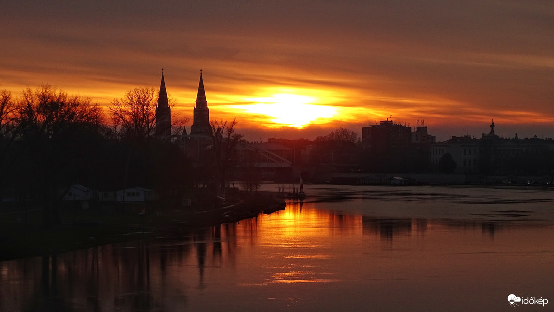 Tiszai alkony