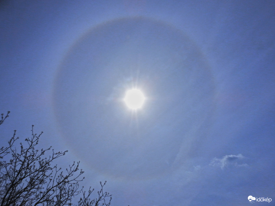 Tegnap délelőtti halo :)