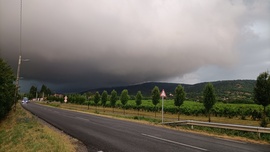 Lecsap a viharfelhő a Tenkes-hegyre