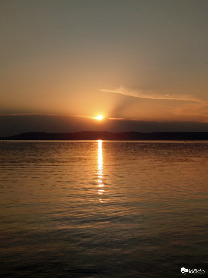 Naplemente a Balatonnál