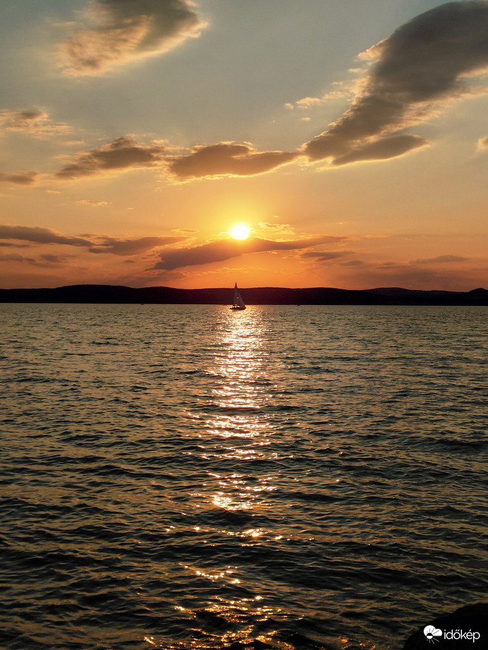 Naplemente a Balatonnál 3
