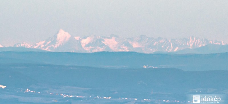 Kriván látképe a Pilis-Tetőről