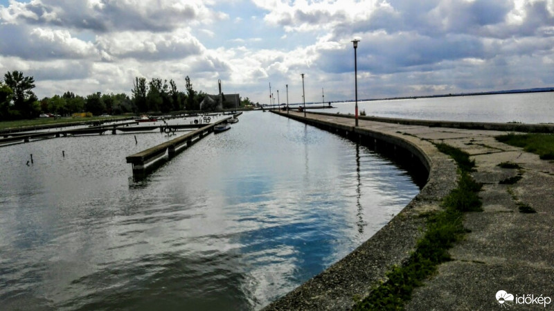 Gárdony