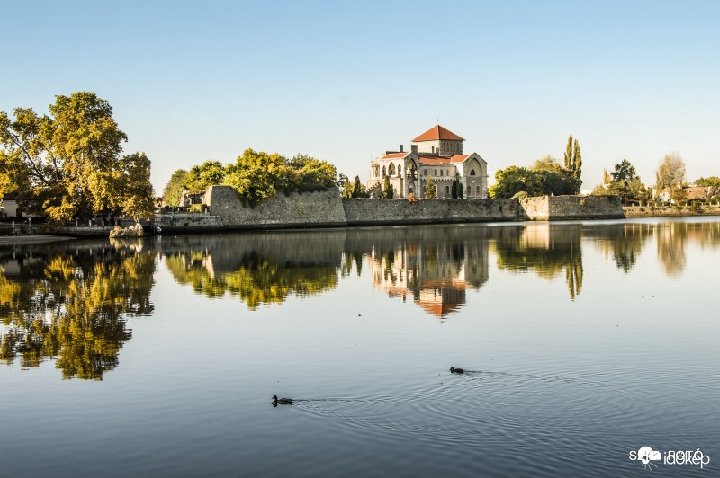 Szélcsend  Tata, oktober 22.