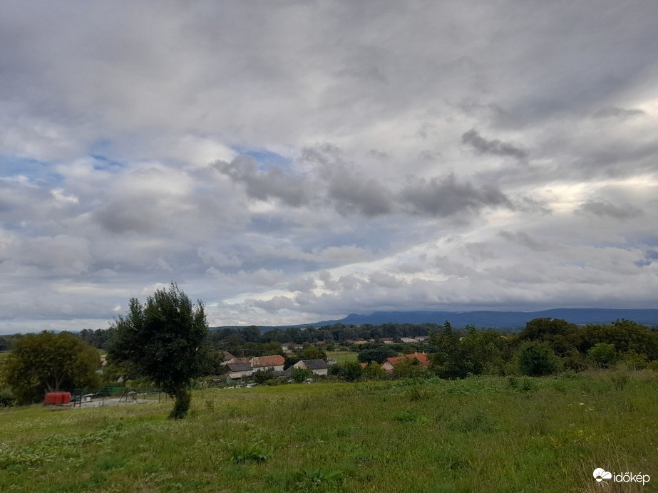 Veľká Ves nad Ipľom