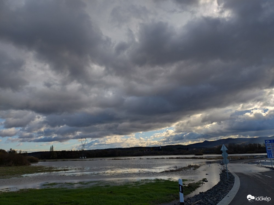 Ipeľské Predmostie