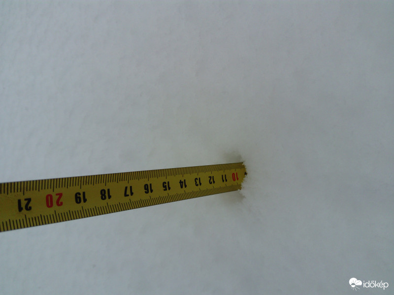 10 cm friss hó