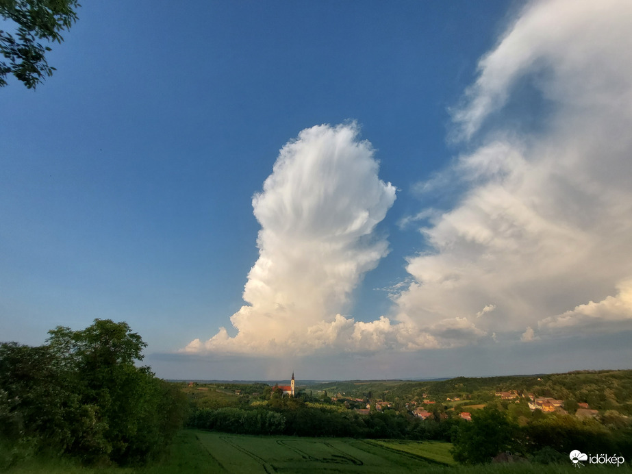 Zivatarfelhő