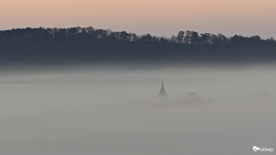 Sekélyködös reggel.