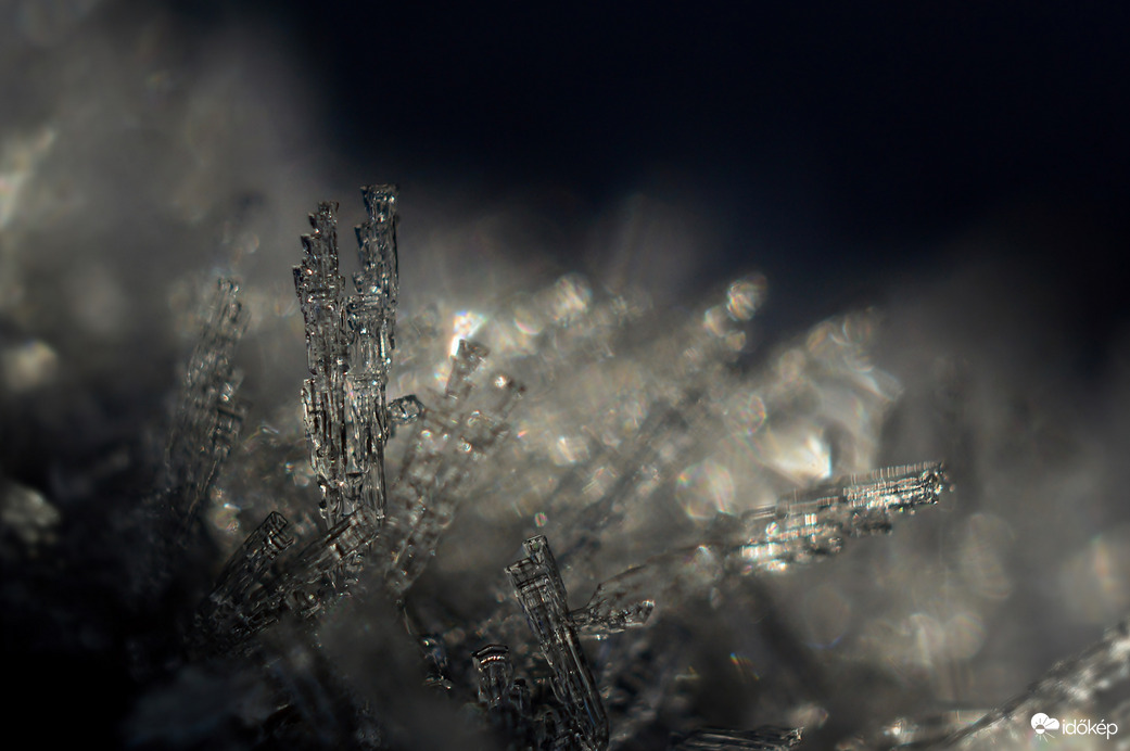 Csak egy hideg érintés.