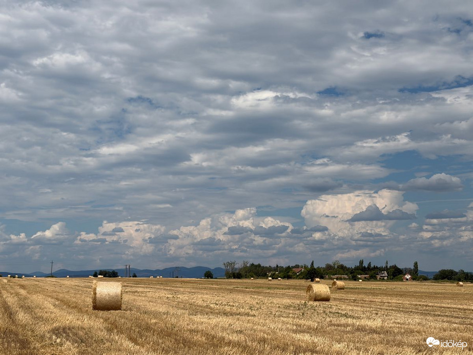Taktaharkány