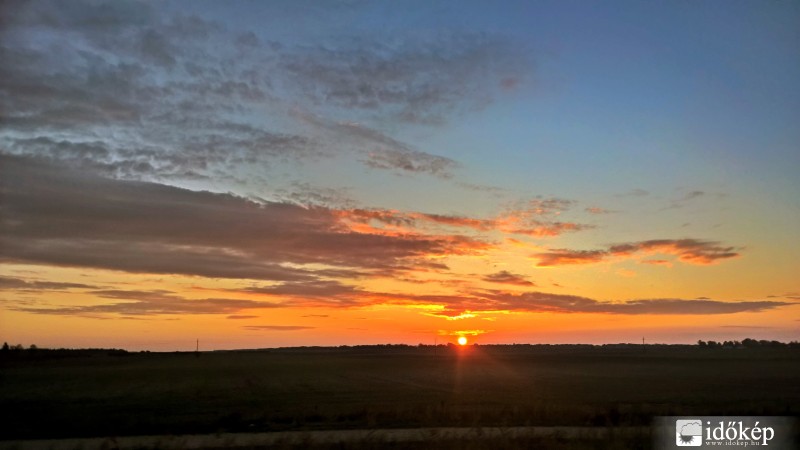 a mai napfelkelte Solt határában